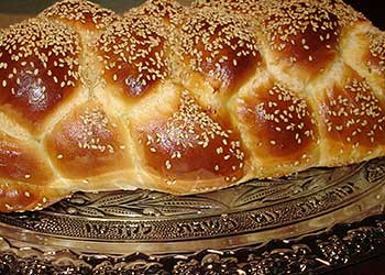 Lev LeZulat helps with expenses for Shabbat and the festivals